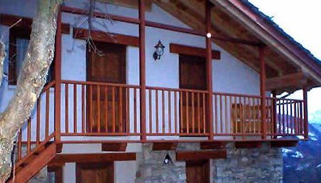 Eco Chalet Maison Dominique Challand-Saint-Anselme Luaran gambar