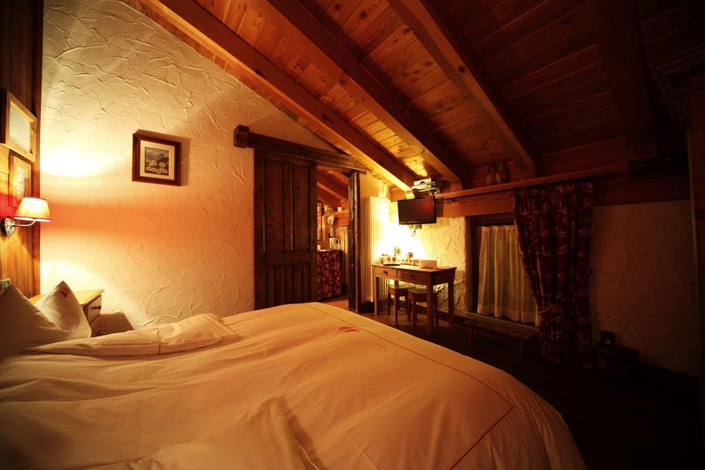 Eco Chalet Maison Dominique Challand-Saint-Anselme Bilik gambar