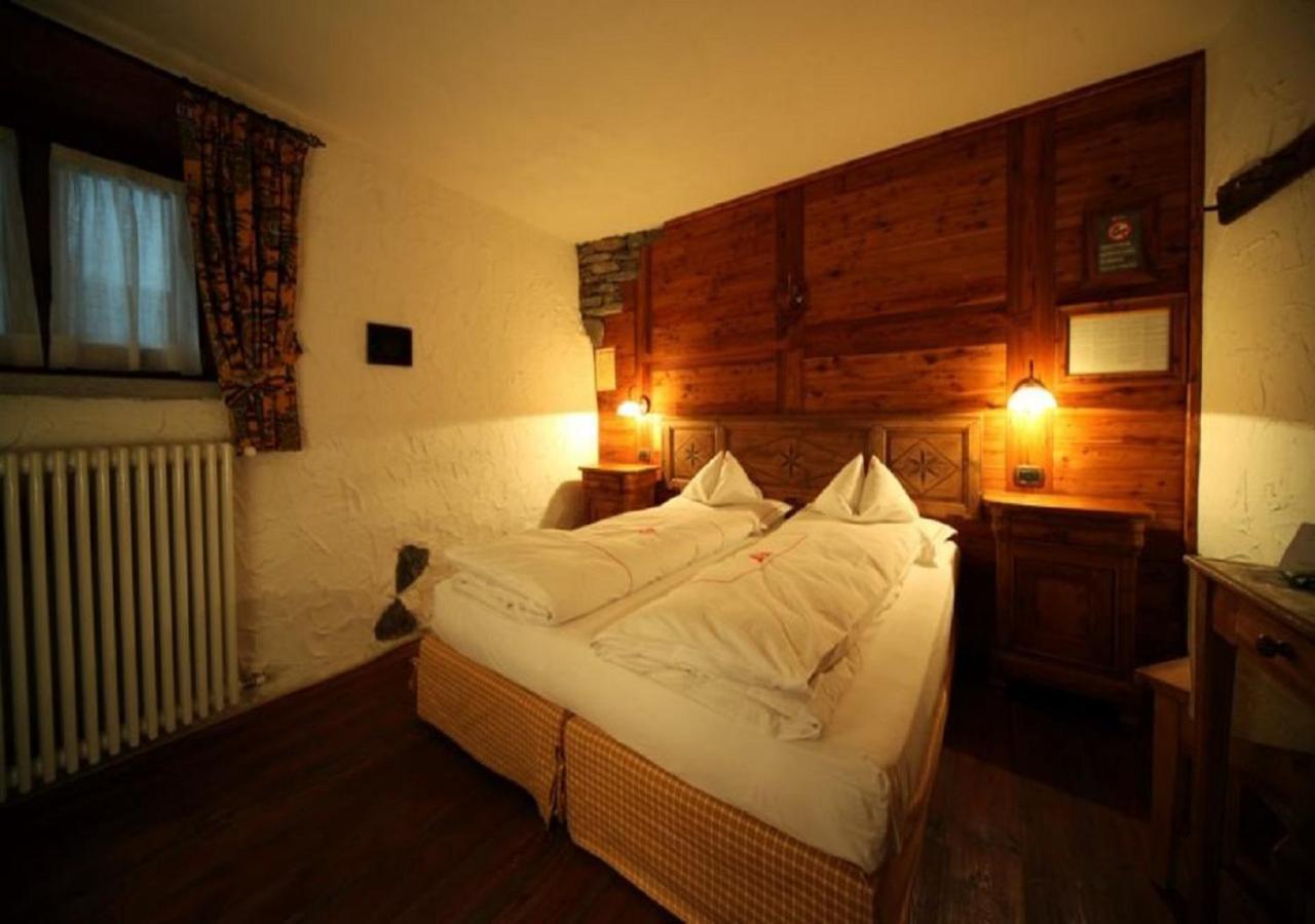 Eco Chalet Maison Dominique Challand-Saint-Anselme Luaran gambar